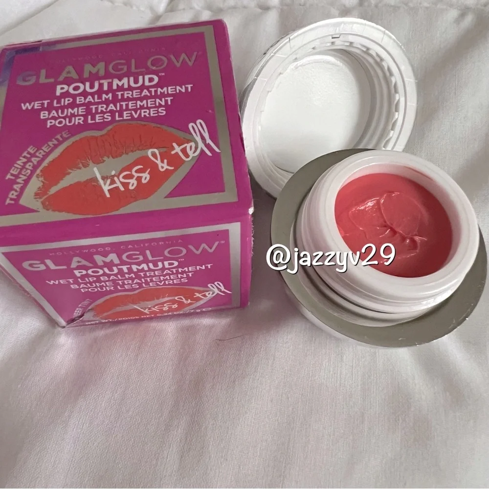👄Glamglow Poutmud Wet Lip Balm Treatment👄